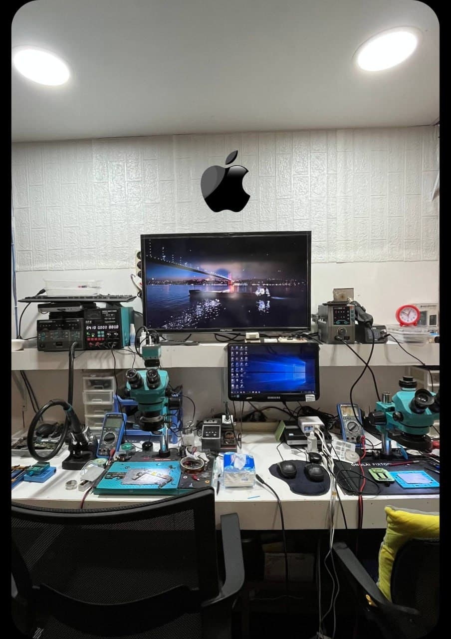 Tim Ahli Teknisi Service HP Lumajang - Teknisi tersertifikasi